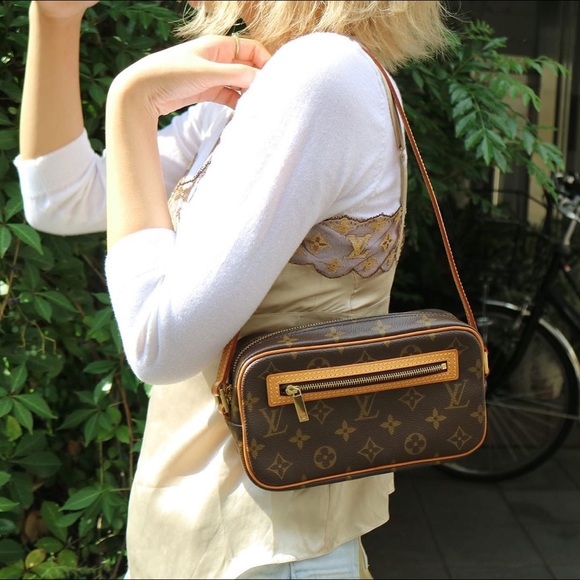 Louis Vuitton | Bags | Louis Vuitton Pochette Cite Monogram | Poshmark